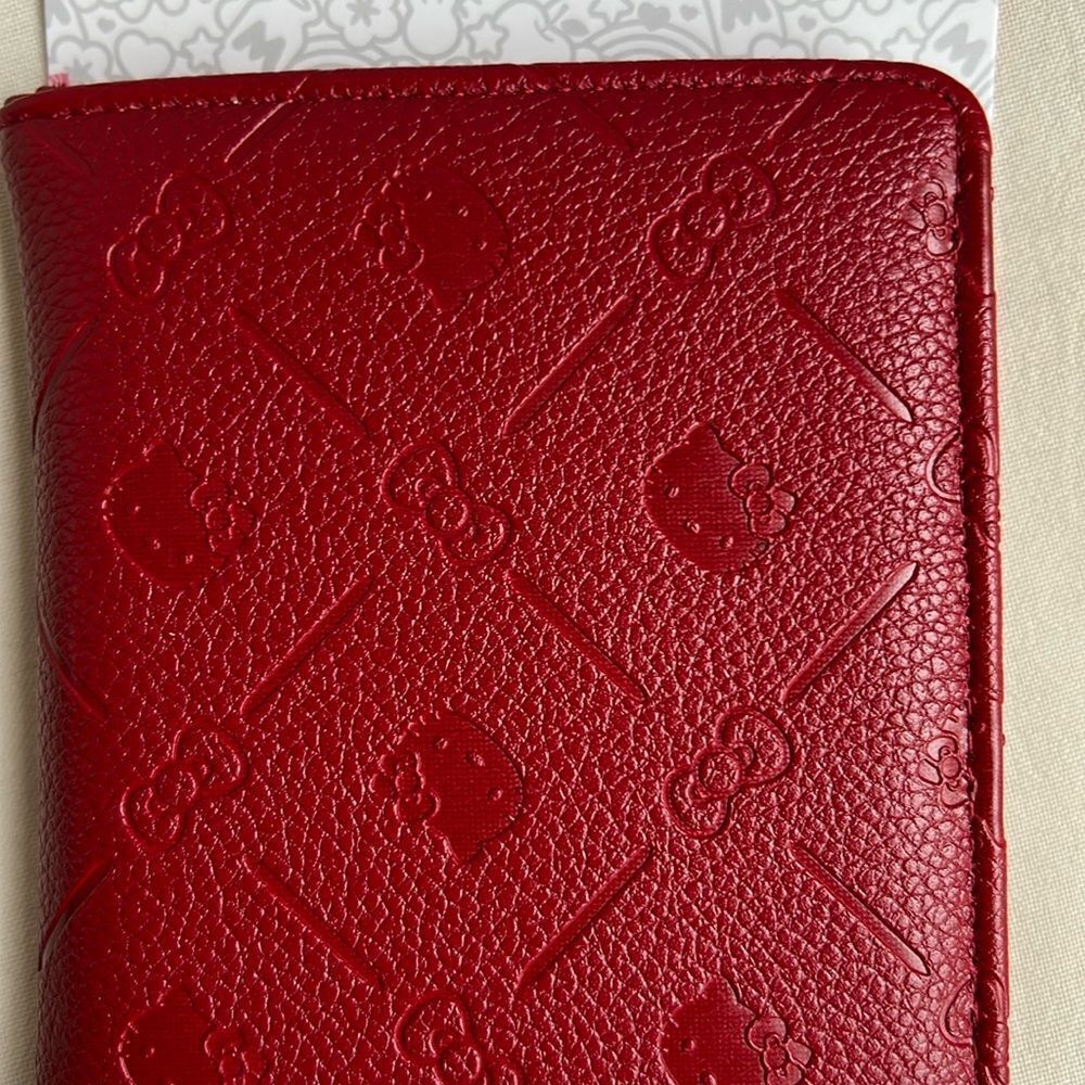 Hello Kitty Passport Holder in Embossed Design - Picture 7 of 9